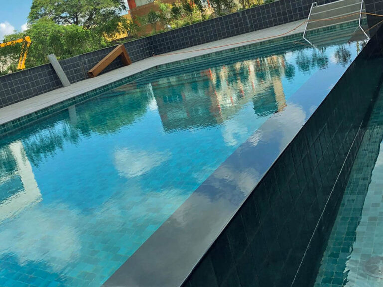 Obra com mármore, basalto, granito e quartzo no rs. Conte com a PedraZ.